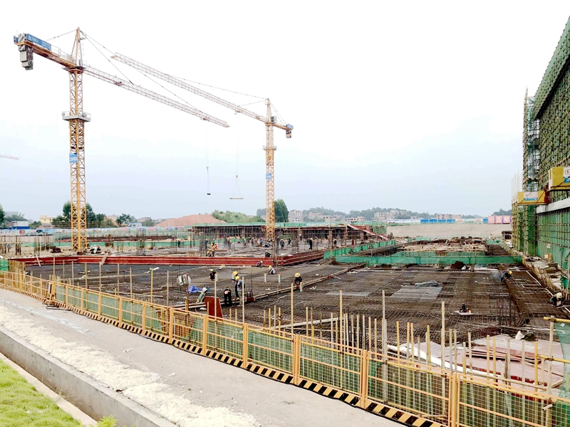 建設施工現(xiàn)場.jpg